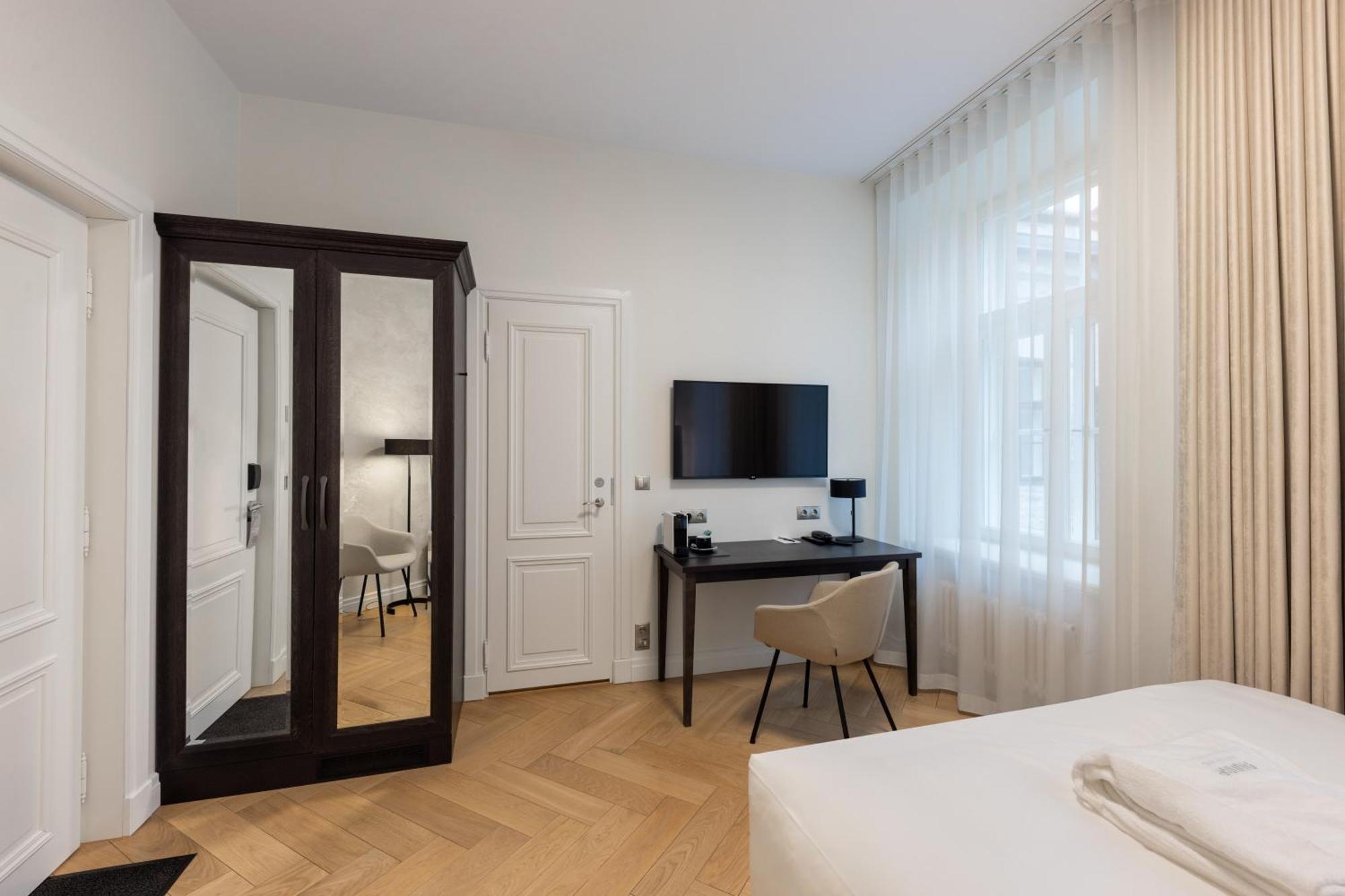 Nunne Boutique Hotel Tallinn Bagian luar foto